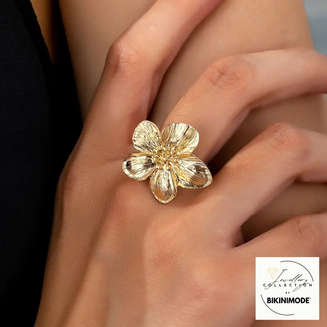Sunlit Triple Blossom Set